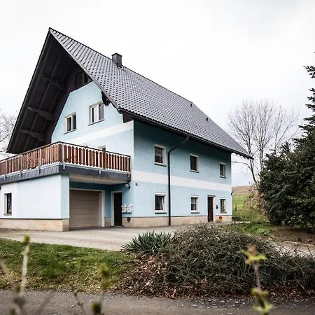 Ferienwohnung Borna *